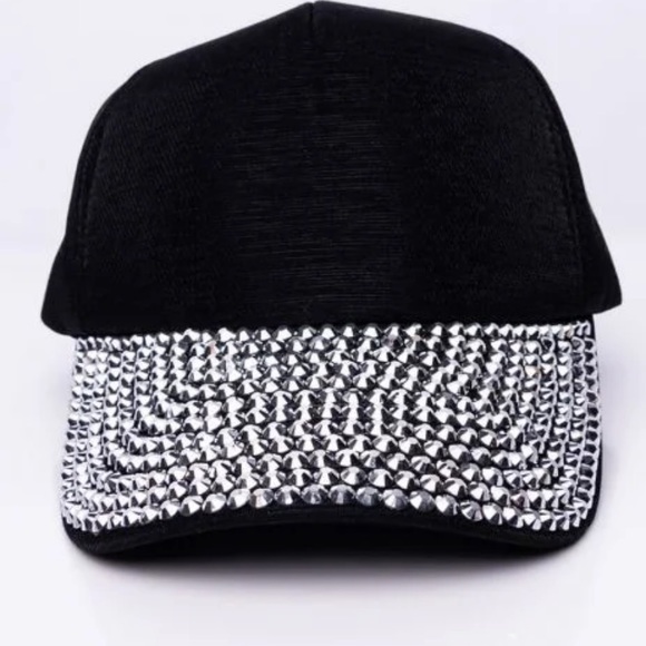 Rhinestone hat 🧢 ✨ - Picture 3 of 3